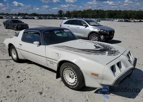 1981 Pontiac Firebird Se z USA, uszkodzony, nr VIN 1G2AX87T2BN117023